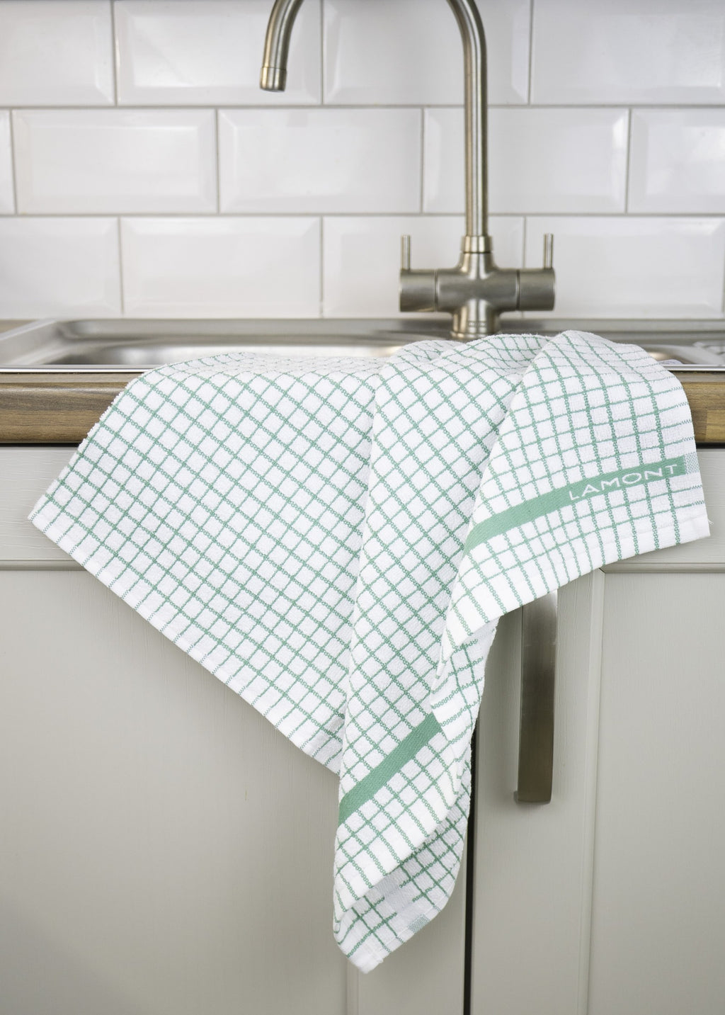 Poli-Dri Classic tea towel in Green, 100% cotton terry check with woven border