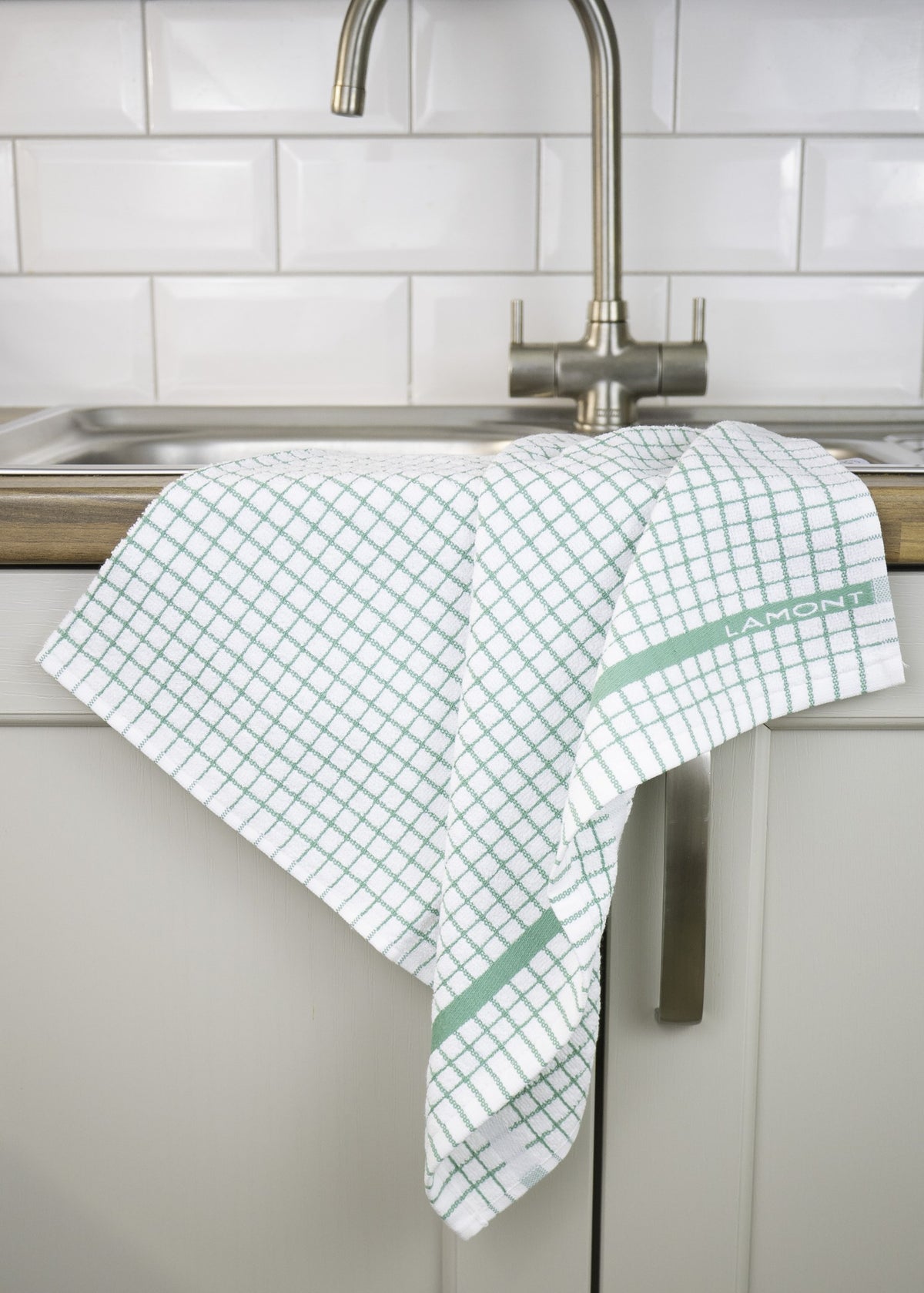 Poli-Dri Classic tea towel in Green, 100% cotton terry check with woven border