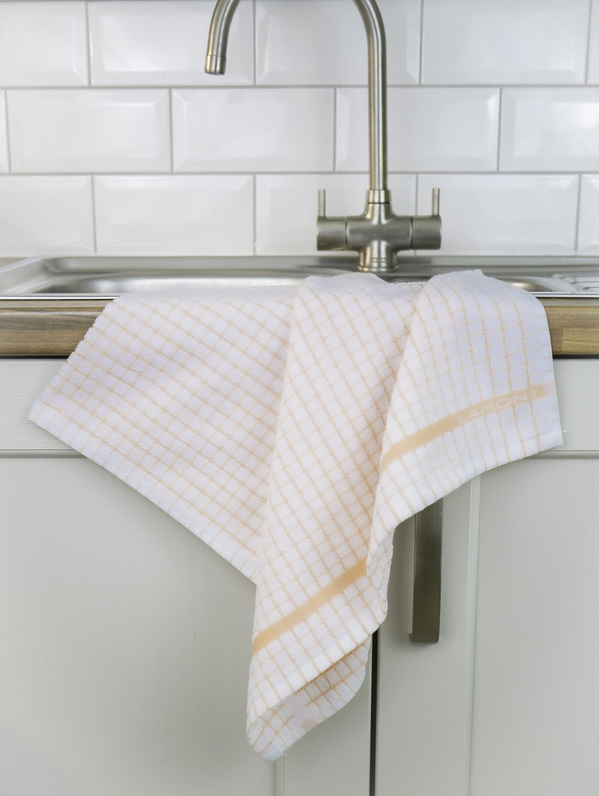 Poli-Dri Classic tea towel in Peach, 100% cotton terry check with woven border