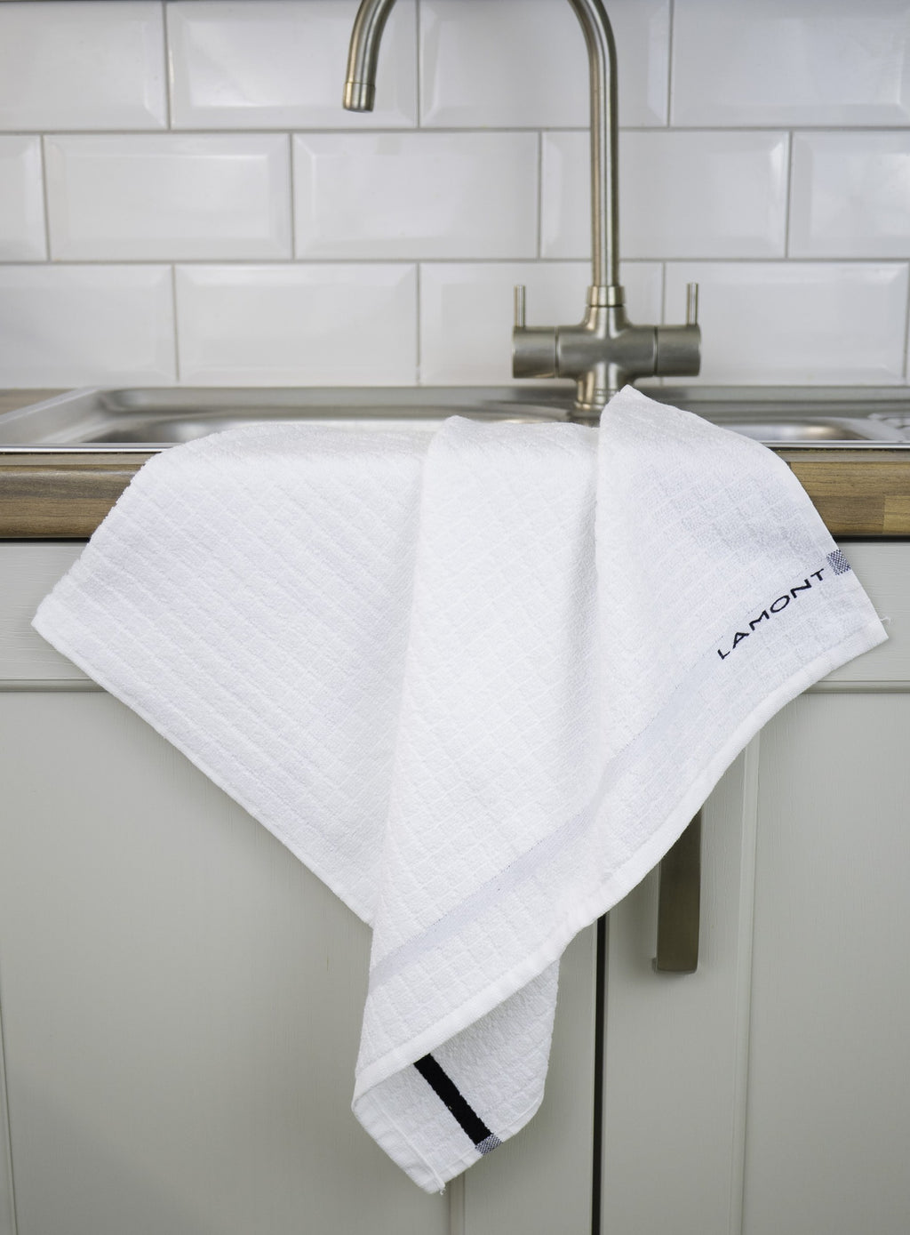 Poli-Dri Classic tea towel in White, 100% cotton terry check with woven border